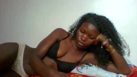 slimdiva online show from October 6, 2025, 6:33 am