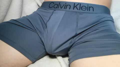 slimhungyvng online show from July 22, 2026, 4:21 pm