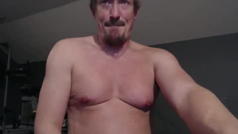 slimjp online show from January 10, 2025, 6:09 am