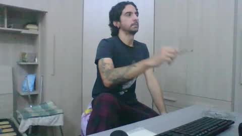 SlimTeaser089 online show from November 16, 2025, 2:11 pm