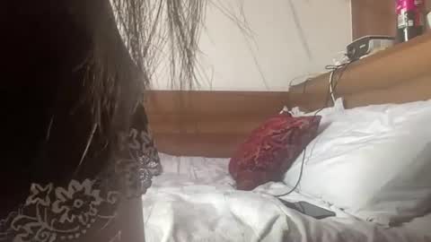 slimthickdesi online show from June 15, 2026, 2:08 pm
