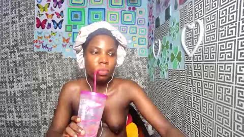 slimzyxdoll online show from November 19, 2025, 10:21 pm