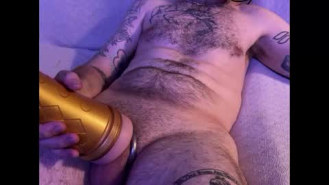 slipperyrichard_420 online show from December 17, 2024, 4:01 am