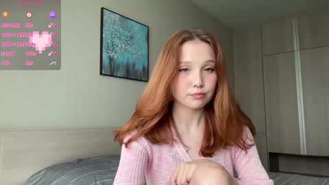 Snapshot of slola_li chatting on February 5, 2025, 5:20 am Lola and Li - online show from February 5, 2025, 5:20 am