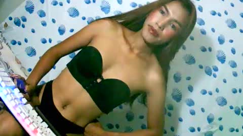 slut_goddessqueen69 online show from October 28, 2025, 4:05 am