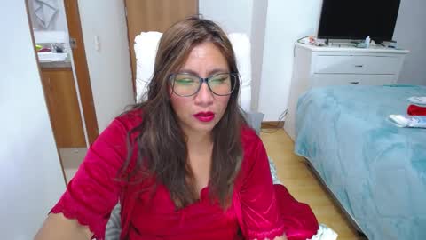 Slutdirtyxxx online show from December 22, 2024, 9:33 am