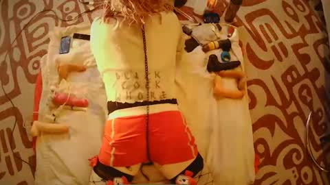 slutgurl_pdx online show from March 1, 2026, 12:45 am