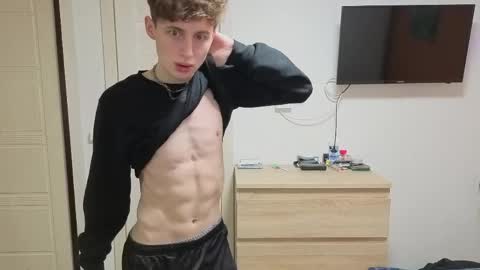 sluttsavage online show from March 22, 2026, 8:45 pm