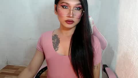 Snapshot of slutty_classyxx chatting on January 25, 2025, 8:53 am Lovie online show from January 25, 2025, 8:53 am