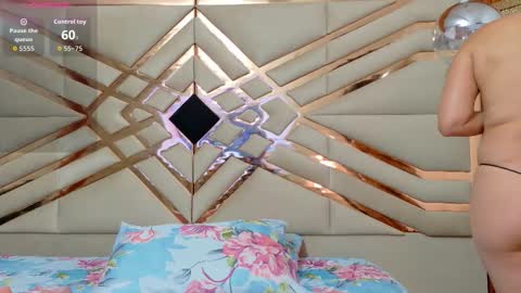 MARCELA online show from December 15, 2025, 12:53 pm