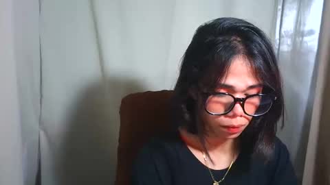 sluttypatotie online show from November 8, 2025, 4:29 pm