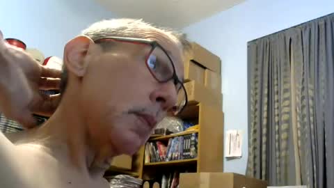 Snapshot of sluttyslave81 chatting on June 17, 2026, 7:00 am sluttyslave81 online show from June 17, 2026, 7:00 am
