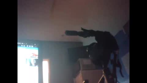 slutviki online show from September 8, 2025, 10:42 pm