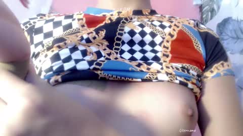 slutyyqueen online show from September 12, 2025, 3:28 am