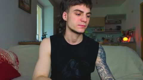Gus online show from May 14, 2026, 3:46 am