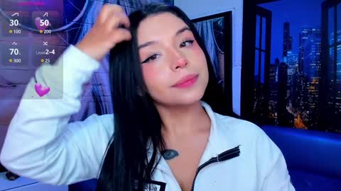 Snapshot of small__naughty chatting on December 30, 2024, 2:08 pm Mariana Torres online show from December 30, 2024, 2:08 pm