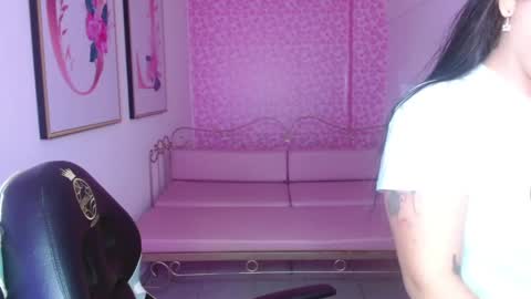 Mariana Torres online show from May 25, 2026, 1:06 pm
