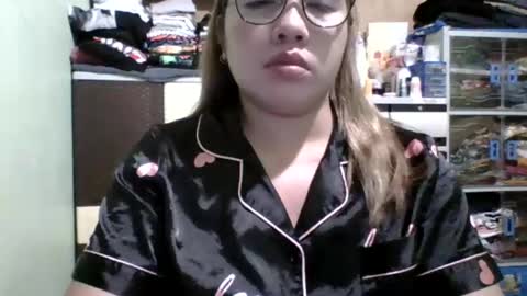 Snapshot of small_boobs59 chatting on February 3, 2025, 1:19 pm Lovewella online show from February 3, 2025, 1:19 pm