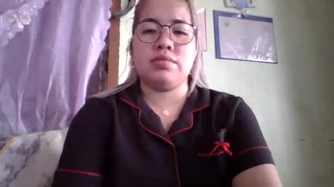 Snapshot of small_boobs59 chatting on September 12, 2025, 3:06 am Lovewella online show from September 12, 2025, 3:06 am