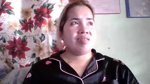 Snapshot of small_boobs59 chatting on October 1, 2025, 5:13 am Lovewella online show from October 1, 2025, 5:13 am