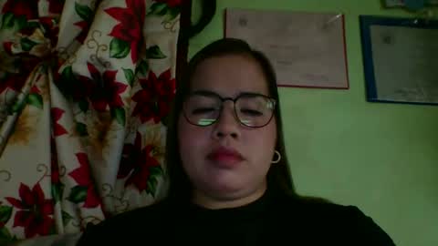 Lovewella online show from December 1, 2025, 8:19 am