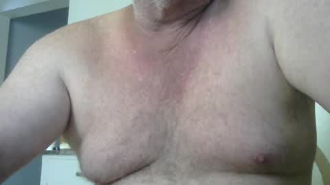 Snapshot of smalldickdjk chatting on July 20, 2026, 1:35 pm smalldickdjk online show from July 20, 2026, 1:35 pm
