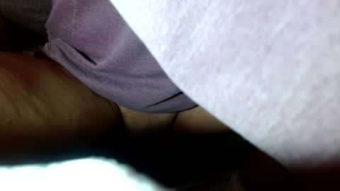 Snapshot of smallmalelass chatting on October 8, 2025, 4:04 pm smallmalelass online show from October 8, 2025, 4:04 pm