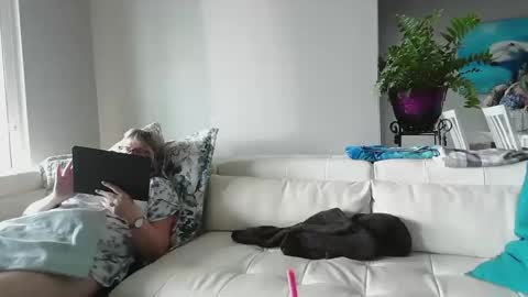 Daddy online show from March 1, 2025, 2:55 pm