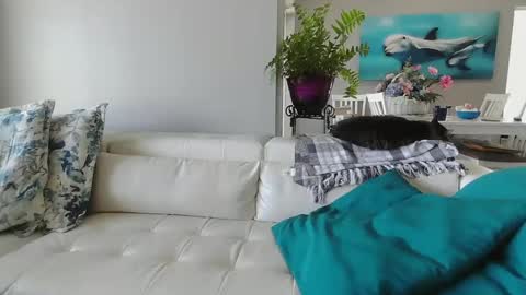 Daddy online show from March 6, 2025, 6:05 pm