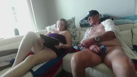 Daddy online show from September 28, 2025, 2:11 pm