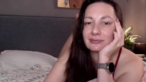 Snapshot of smalltittsbigsoul chatting on October 31, 2025, 2:18 pm Anna no bbbbybybbabebyy just Anna. And dont call me mom please. online show from October 31, 2025, 2:18 pm