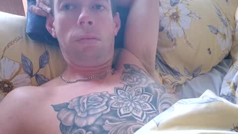 smallville456 online show from October 4, 2025, 7:39 am