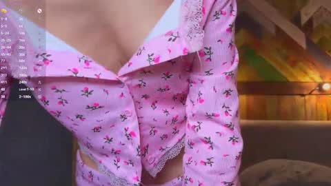 Elizabeth online show from December 20, 2025, 3:46 am