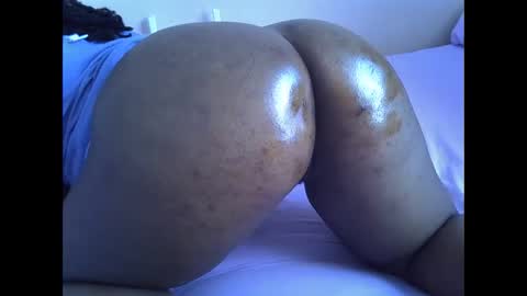 smart_lilly online show from February 21, 2026, 8:48 am