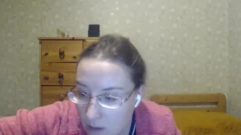 Snapshot of smart_rose chatting on January 11, 2025, 7:59 pm smart_rose online show from January 11, 2025, 7:59 pm