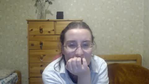 Snapshot of smart_rose chatting on February 5, 2025, 12:53 am smart_rose online show from February 5, 2025, 12:53 am