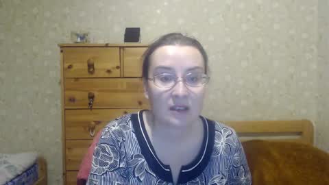 Snapshot of smart_rose chatting on February 6, 2025, 2:15 pm smart_rose online show from February 6, 2025, 2:15 pm