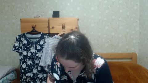 Snapshot of smart_rose chatting on October 12, 2025, 2:16 pm smart_rose online show from October 12, 2025, 2:16 pm