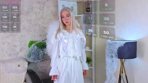 The girl from the dream by name Mary online show from October 26, 2025, 4:35 pm