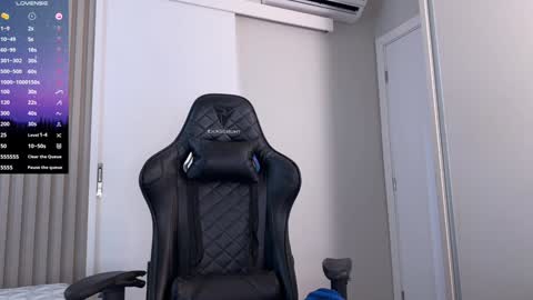 Emily Burns online show from December 10, 2024, 3:12 pm