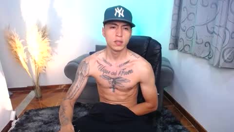 Snapshot of smileexander chatting on October 20, 2025, 9:54 am smileexander online show from October 20, 2025, 9:54 am