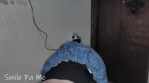 Snapshot of smilefame123 chatting on October 9, 2025, 7:01 pm Smile Fa Me online show from October 9, 2025, 7:01 pm