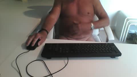 George online show from September 18, 2025, 9:33 am