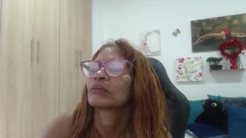 Smileth online show from April 19, 2026, 6:10 pm