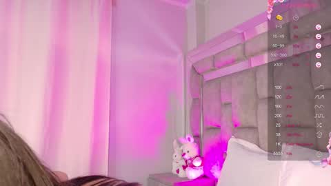      online show from October 30, 2025, 6:08 pm