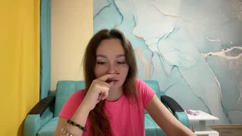 smiling_riddle online show from March 7, 2025, 6:22 pm