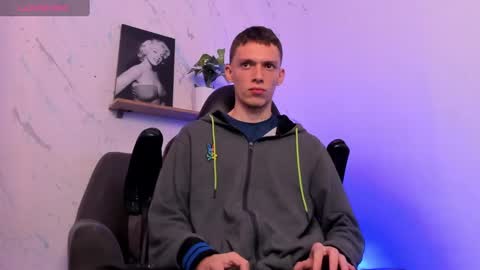 SMIT  online show from February 11, 2025, 9:25 pm