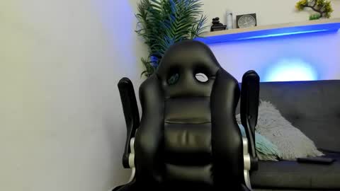 SMIT  online show from February 13, 2025, 11:50 am