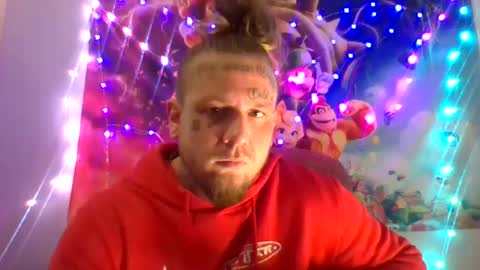 smoke online show from March 7, 2025, 6:43 pm