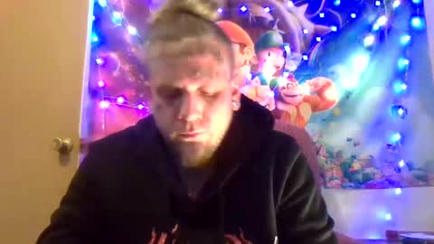 smoke online show from March 12, 2025, 1:19 pm